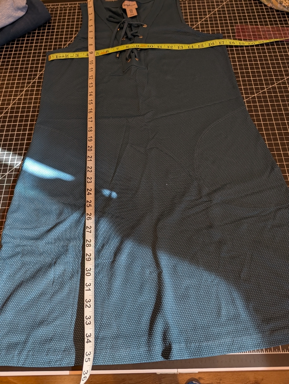 Tommy Bahama Women's Golf Dress Teal blue